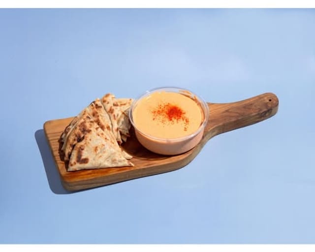 Red Pepper Hummus 16oz.